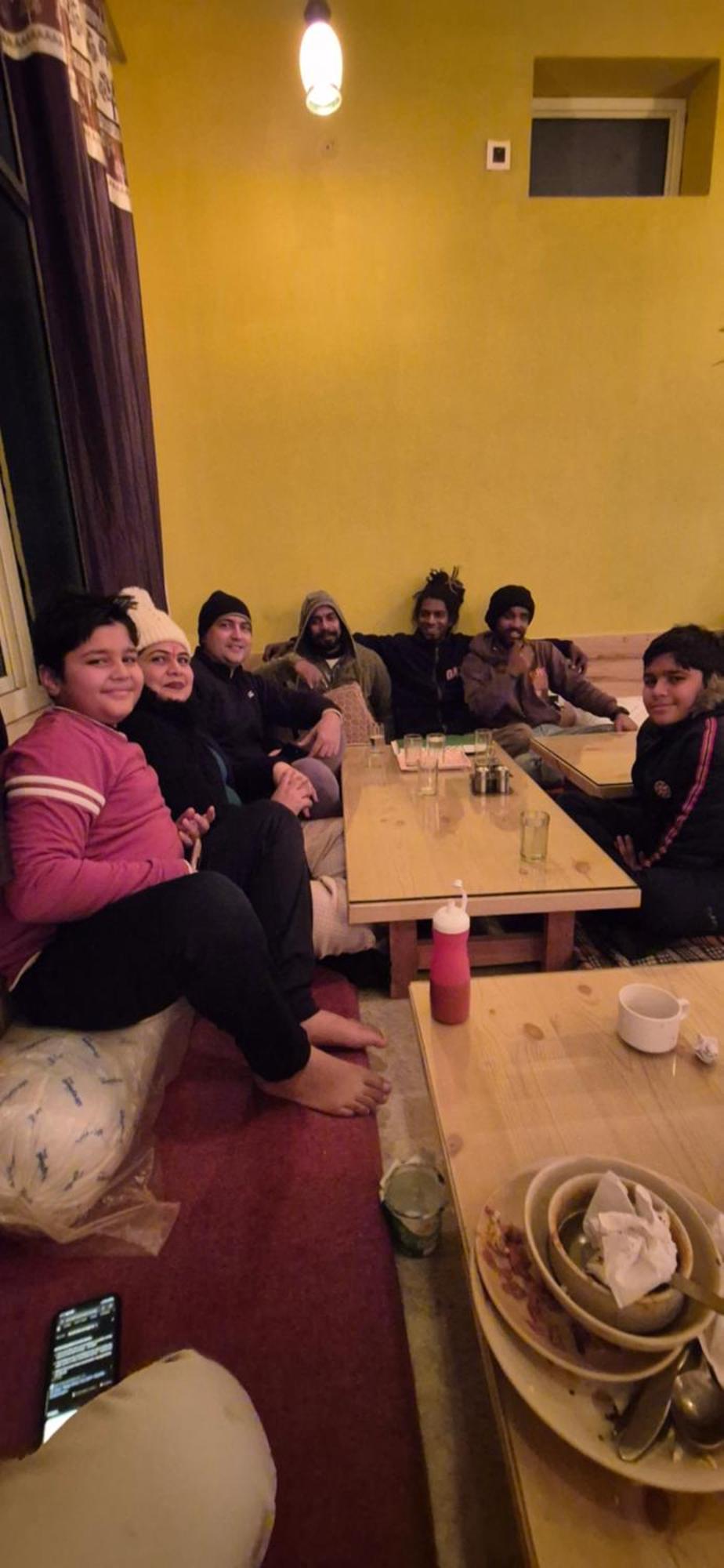 BlaBla Hostel Rishīkesh Extérieur photo